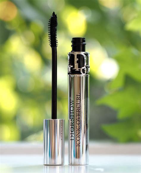 dior iconic mascara review.